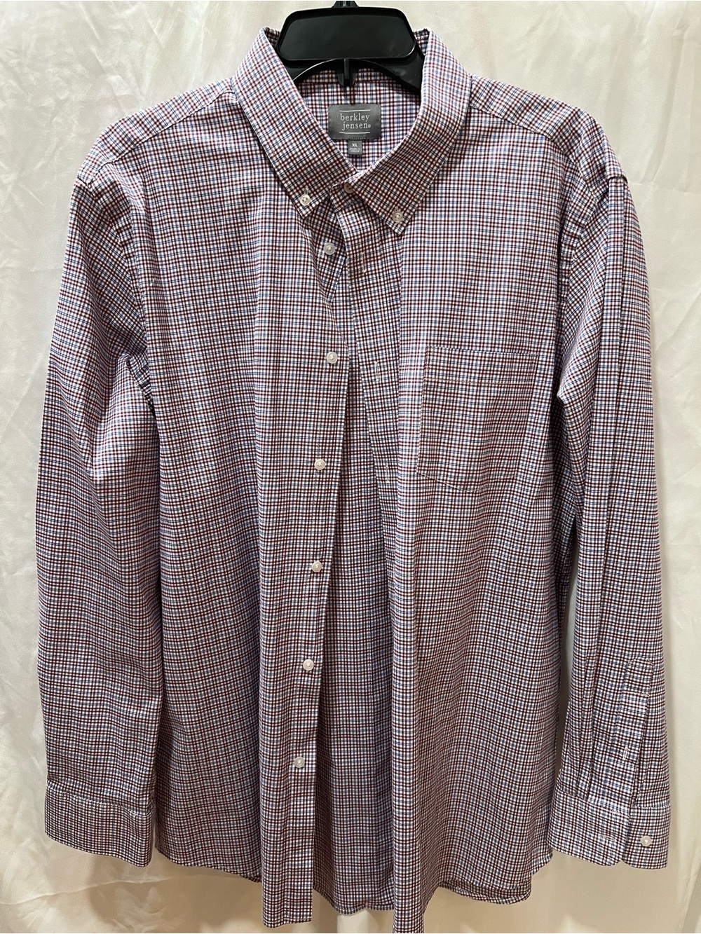Berkley Jensen Men's Long-Sleeve Check Dress Shirt - Red/Blue
